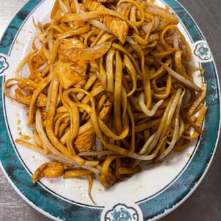 Chicken Lo Mein